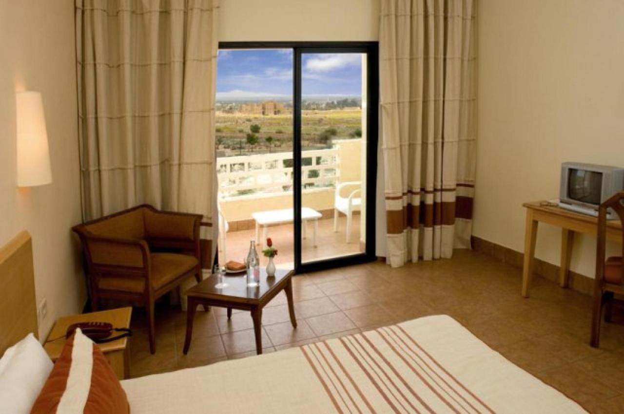 Sufetula Hotel Sbeitla Ngoại thất bức ảnh